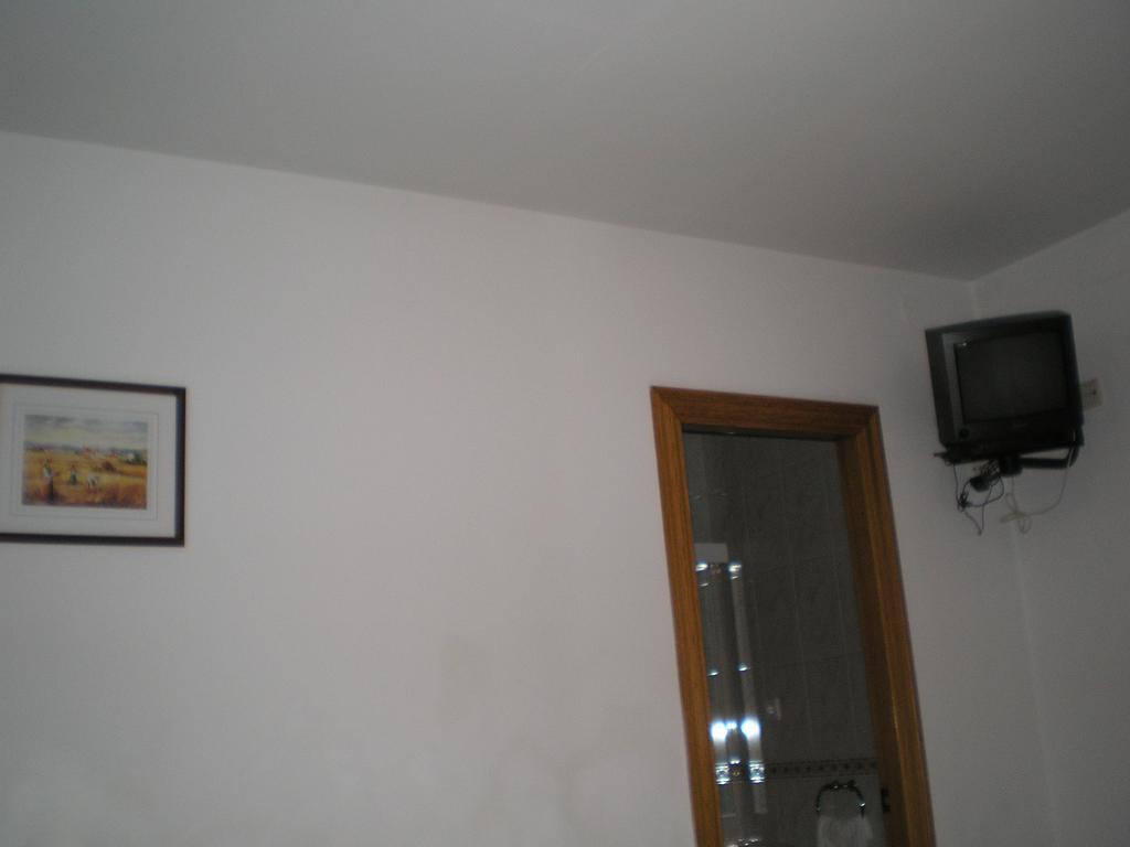 Hostal Maurin Vilaller Zewnętrze zdjęcie