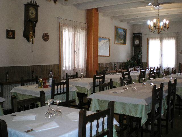 Hostal Maurin Vilaller Zewnętrze zdjęcie